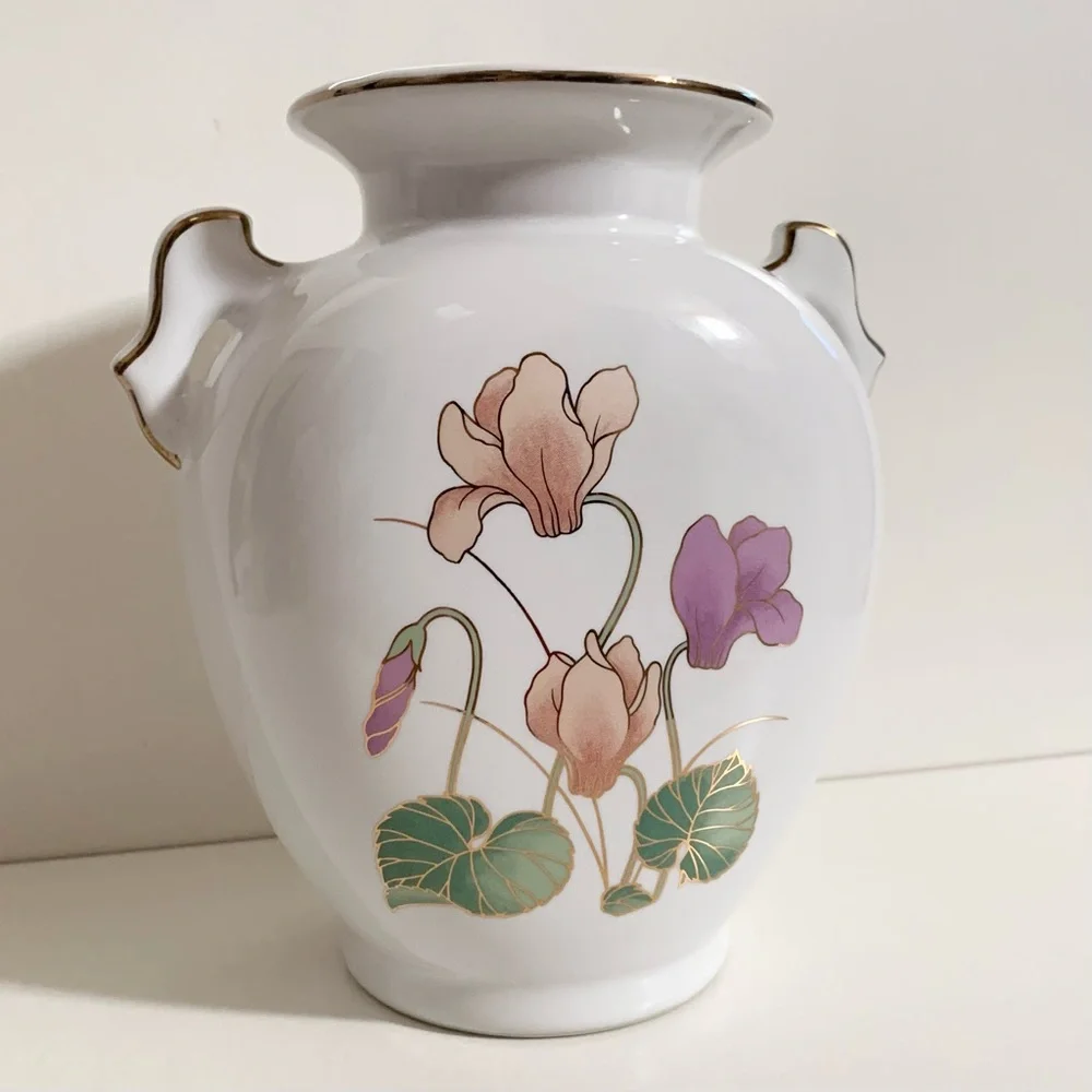 Vintage gold trim floral handle vase - Picture 7 of 17